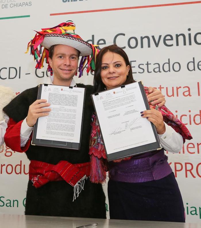 El gobernador Manuel Velasco Coello anunció una inversión superior a los mil 124 millones de pesos, para el desarrollo de las comunidades indígenas de Chiapas